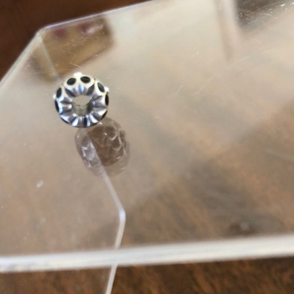 Retired Vintage Brighton RING OF FLOWERS spacer bead - Picture 2 of 14